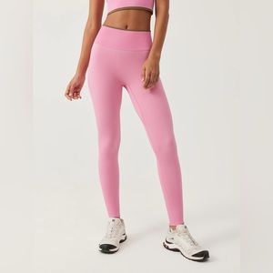 NWT Outdoor Voices Seamless Ribbed 7/8 Legging- Bubblegum